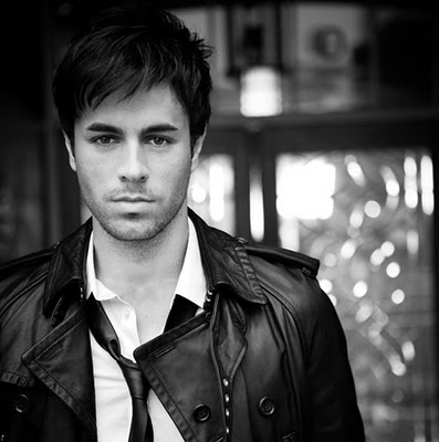 14 место Энрике Иглесиас (Enrique Iglesias)