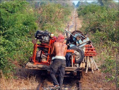 BAMBOO TRAIN