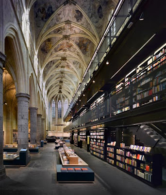 Книжный магазин SELEXYZ DOMINICANEN, Маастрихт, Нидерланды