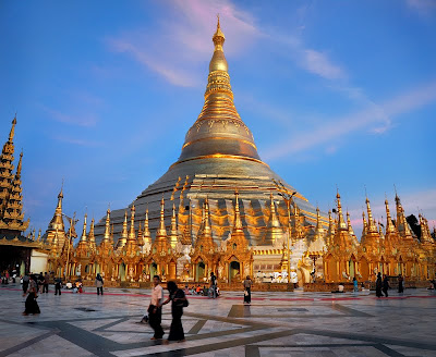 7. Буддийский Пагода Шведагон (SHWEDAGON PAGODA)