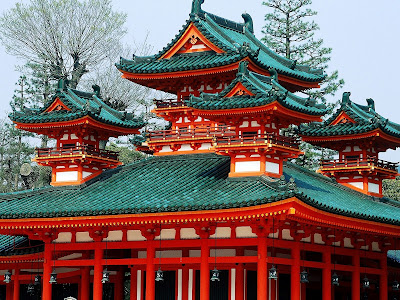 Посетите древние памятники Киото в Японии