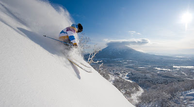 Посетите лыжный курорт Нисеко в Японии