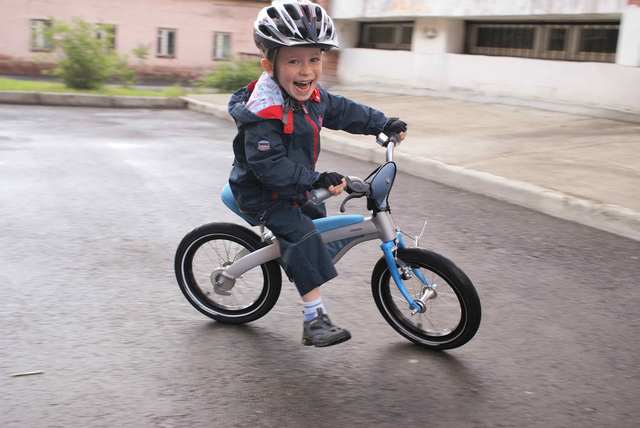 Велосипед принесет позитив в любом возрасте фото