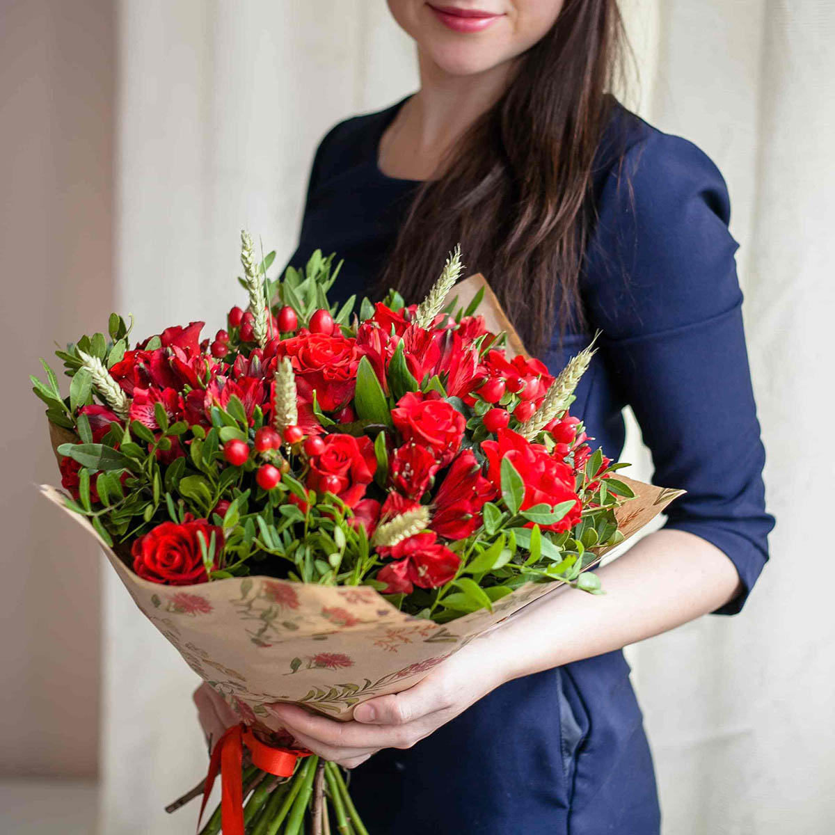 Разнообразная доставка цветов в Мариуполе предлагает красивые букеты