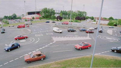 Magic Roundabout, Суиндом, Англия,необычные улицы