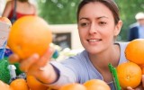 Поедание овощей и фруктов яркого цвета может предотвратить паралич