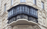 Красивый застекленный балкон фото