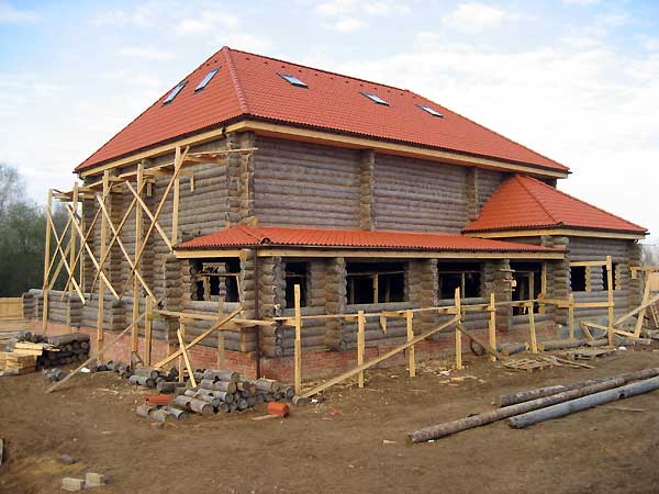 Как происходит реконструкция деревянного дома