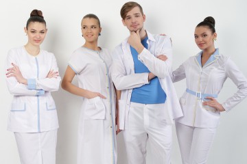 Почему одежду для медиков стоит покупать в «Лечи Красиво»?