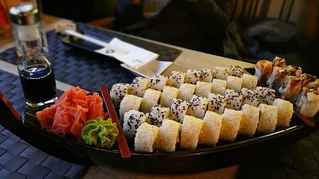 Почему доставка суши так популярна?