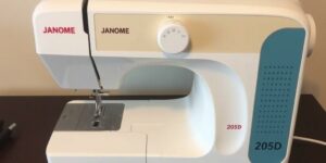 Оверлок Janome 205D: почему стоит присмотреться и как с ним жить
