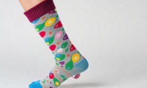 Носки с полихромом: многоцветие принта